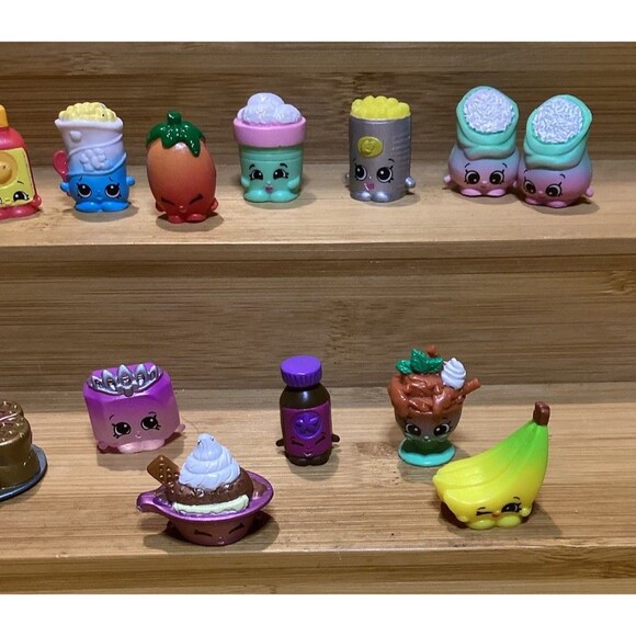 Shopkins Season Six 6 Lot Of 20 Figures Actual Pieces In Photos Moose Toys - Picture 5 of 9